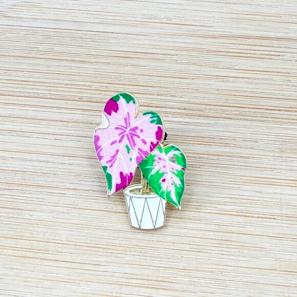 Pink Potted Plant Enamel Pin, Cute Houseplant Pin Badge, Plant Lady Gift - Picture 3 of 4